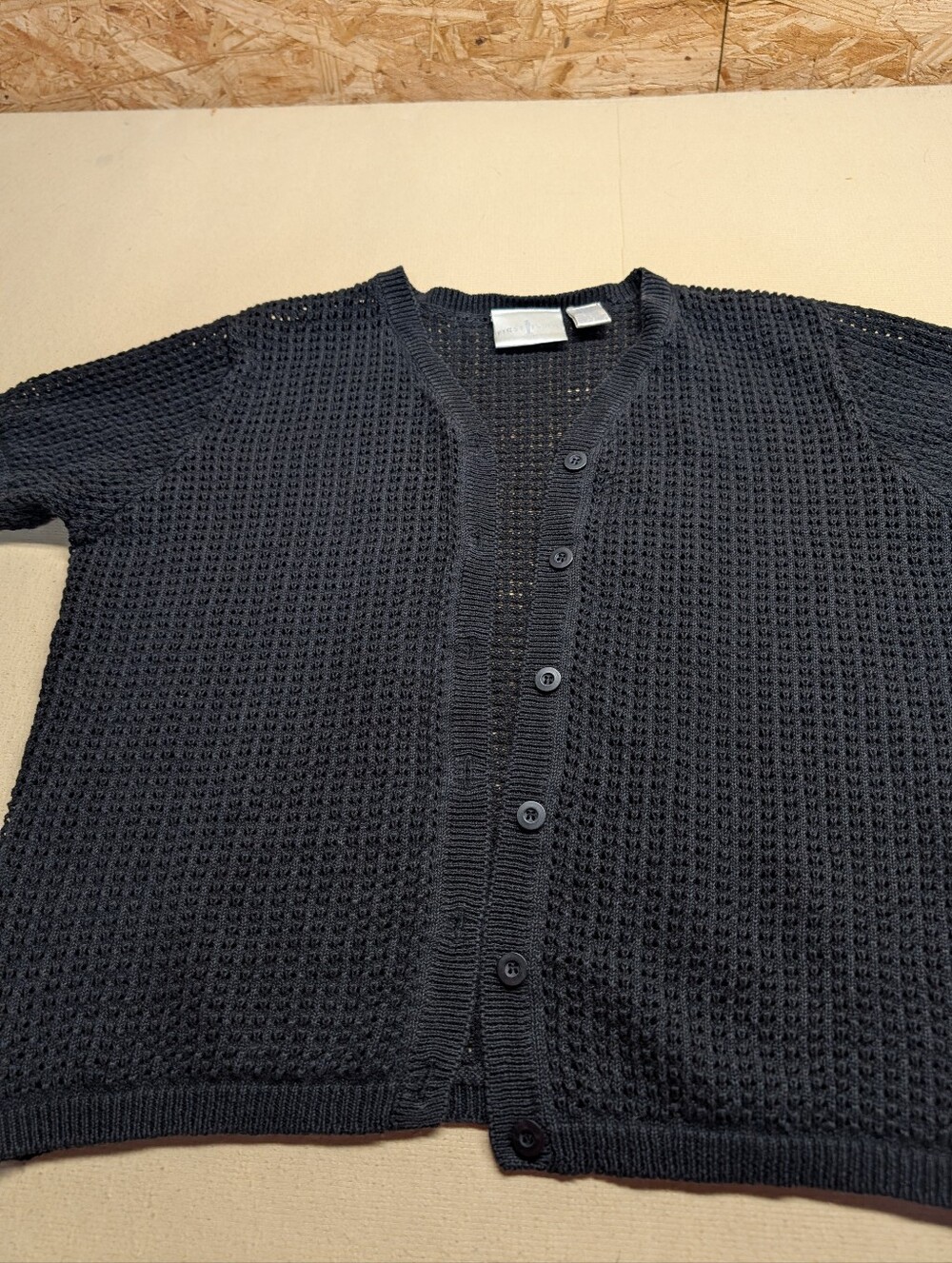 First Issue Women's Size L  Waffle Knit‎ Button-Up Cardigan Shrug Matte Black